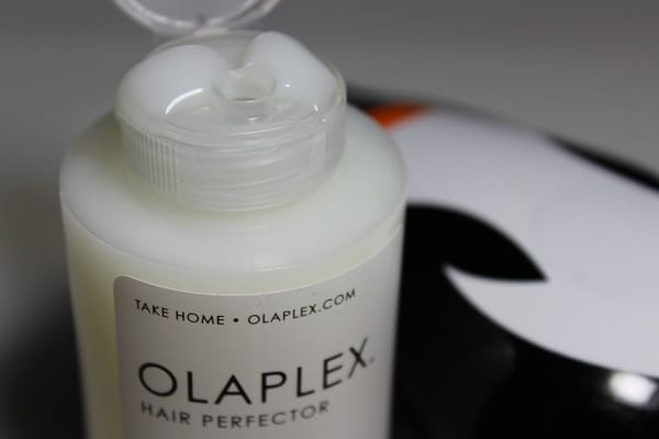 Inspessire capelli sottili con Olaplex